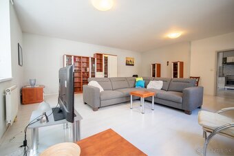 PRENÁJOM 4 izbový byt 120 m2 - Mikulášska, Staré Mesto, BA - 12