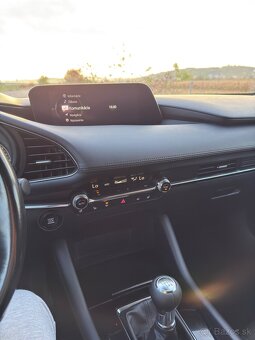 Mazda 3 2.0 Skyactive-G 90kw 2022 - 12