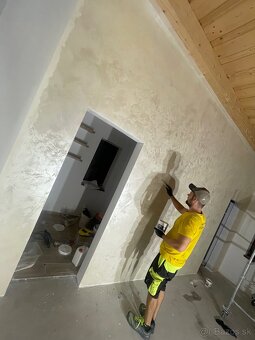 Dom 8km od okresného mesta - 12