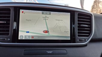 Kia Sportage 1.6 T-GDi Gold A/T SK 1 MAJITEL - 12