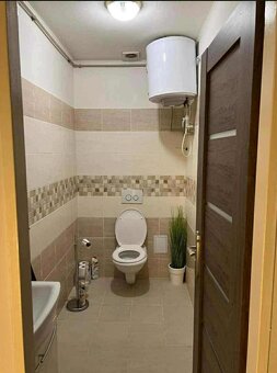 budova (obchodný priestor + bytová jednotka) - 12