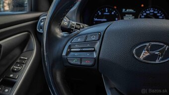 Hyundai i30 CW 1.6 CRDi Classic DTC - 12