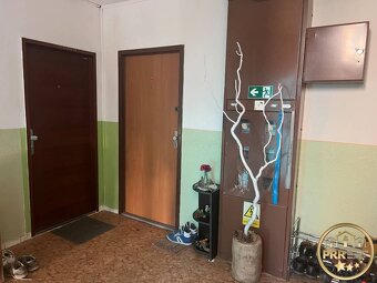 Na PREDAJ 1-izb.byt s rozlohou 41m2 s pivnicou v Bánovciach  - 12