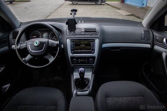 Škoda Octavia Combi 2.0 TDI CR DPF - 12