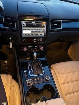 VW Touareg II 3.0 V6 TDI 176Kw/240ps Tiptronic 8st. - 12