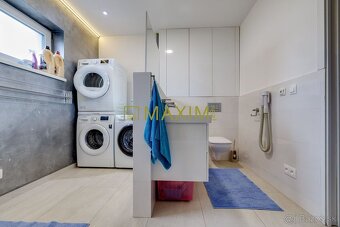 Elegantná novostavba 4,5-izbového domu v tichej časti Malaci - 12