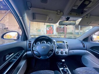 Kia Ceed úsporné a spoľahlivé auto - 12