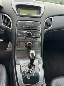 Hyundai Genesis coupe 3.8 V6 - 12