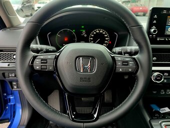 Honda CIVIC 2.0 e:HEV Elegance - 12