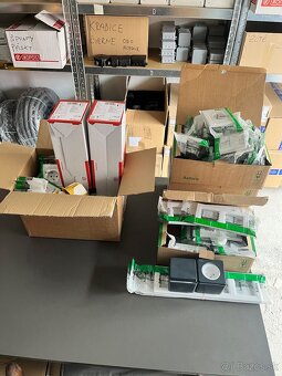 Elektroinštalačný materiál, legrand, schneider, eaton, cyky - 12