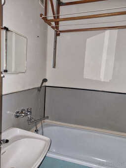 3 IZBOVÝ TEHLOVÝ BYT s BALKÓNOM +GARÁŽ -BREZOVÁ p.B. -MYJAVA - 12