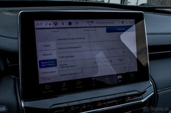 Jeep Compass 1.5 e-Hybrid Night Eagle II / NELAKOVANÉ - 12