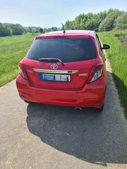 Toyota yaris - 12