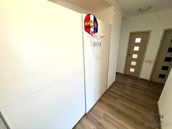 2 IZB. BYT S BALKÓNOM V CENTRE MESTA, 58M2, TOVÁRENSKÁ UL.,  - 12