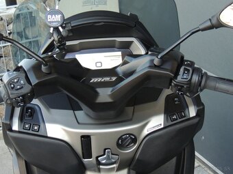 PIAGGIO MP3 530 HPE 2024 ABS ASR SPIATOČKA,,B"vodičák - 12
