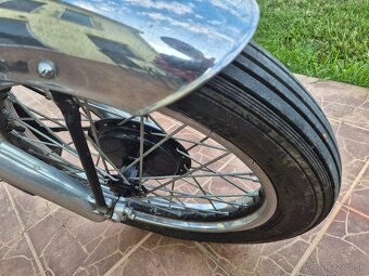 Royal Enfield Bullet 350 rok 1972 - 12