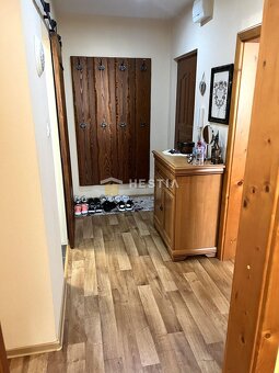 Zrekonšturovaný byt v provensálskom štýle  - 12