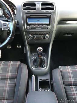 VOLKSWAGEN GOLF GTI 2.0 TFSI TURBO BENZÍN 155KW - 12