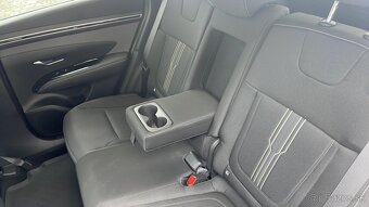 Hyundai Tucson 1.6 T-GDi Play - 12