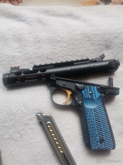 Ruger 22lr - 12