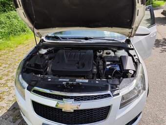 Chevrolet Cruze 1,6 LS LPG - 12