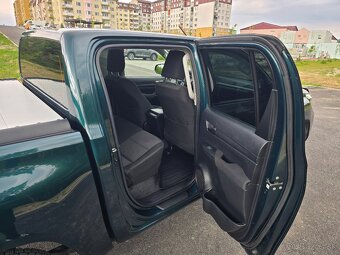 Toyota Hilux DC 2.4 I D-4D Live 4x4 - 12