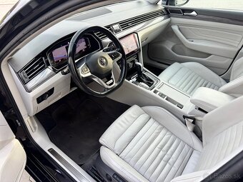 Volkswagen Passat Variant 2.0 TDI Elegance 4Motion DSG 140kw - 12