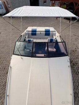 Motorový čln Wellcraft 187 Eclipse XL + prives - 12