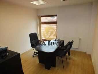 Na PREDAJ budova 673m2 v centre NITRY - 12