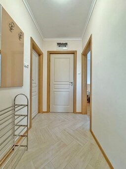 Vynikajúci dvojizbový apartmán v úžasnom komplexe - 12