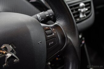 Peugeot 2008 1.2 PureTech Style | SK pôvod | Po rozvodoch - 12
