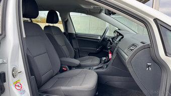 Volkswagen Golf e - 12