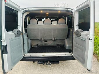 Ford Transit 2011 9 miestne - 12