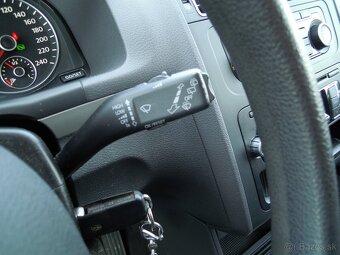 Volkswagen Touran 1.6TDi 7 MÍST-SERVIS-VSTŘIKY - 12