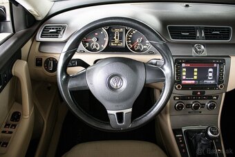 Volkswagen Passat 2.0 TDI BMT Comfortline 103kW., (2012). - 12