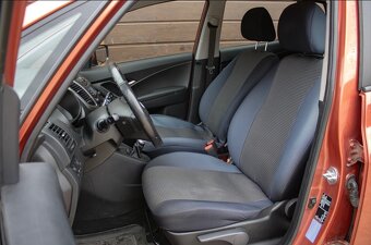 Hyundai ix20 1.4 CRDi 66 kW - 12