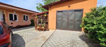 REZERVOVANÝ   Predaj 3-izbový dom,  pozemok 12,3 á, Komja - 12