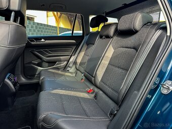 Volkswagen Passat Alltrack 2.0 TDI 140kW DSG 4MOTION - 12