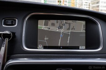 Volvo V40 D2 2.0L 120k R-Design Edition - 12
