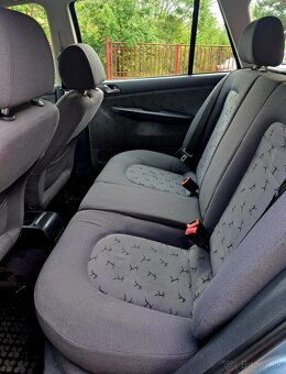 Škoda Fabia 1.4 Combi - 12