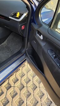 Predám Peugeot 207 1.4 VTI - 12