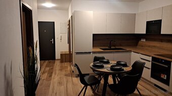 Ponúkam na prenájom nový 2i byt v Trenčíne - 12