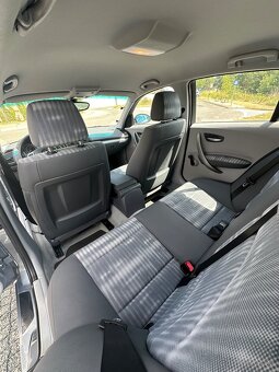 BMW 118i - 12