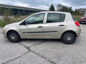 Renault Clio III, 1,2 16V, rv 2007, iba 60000km, kúp. v SR - 12