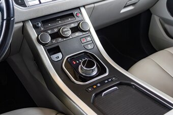 Land Rover Range Rover Evoque 2.2 TD4 110kW / Meridian / - 12