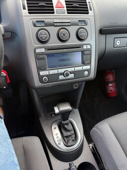 Volkswagen Touran 1.9TDI Conceptline - 12