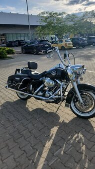 Harley Davidson Road King - 12