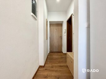 RADO | Na predaj 1i byt s vlastným parkingom a pivnicou, Dež - 12
