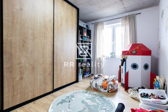 Luxusná moderná novostavba 4i RD - Cestice 14 min od KE - 12