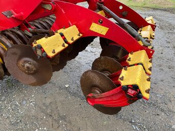 Diskový podmietač Vaderstad Carrier 425 - 12